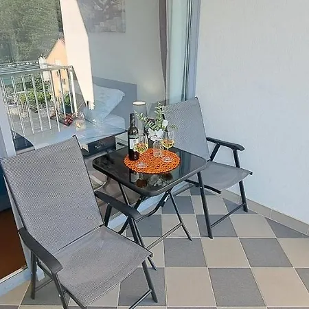 Bonki Private Free Parking Mokošica