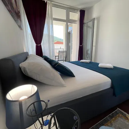 Bonki Private Free Parking * Mokošica